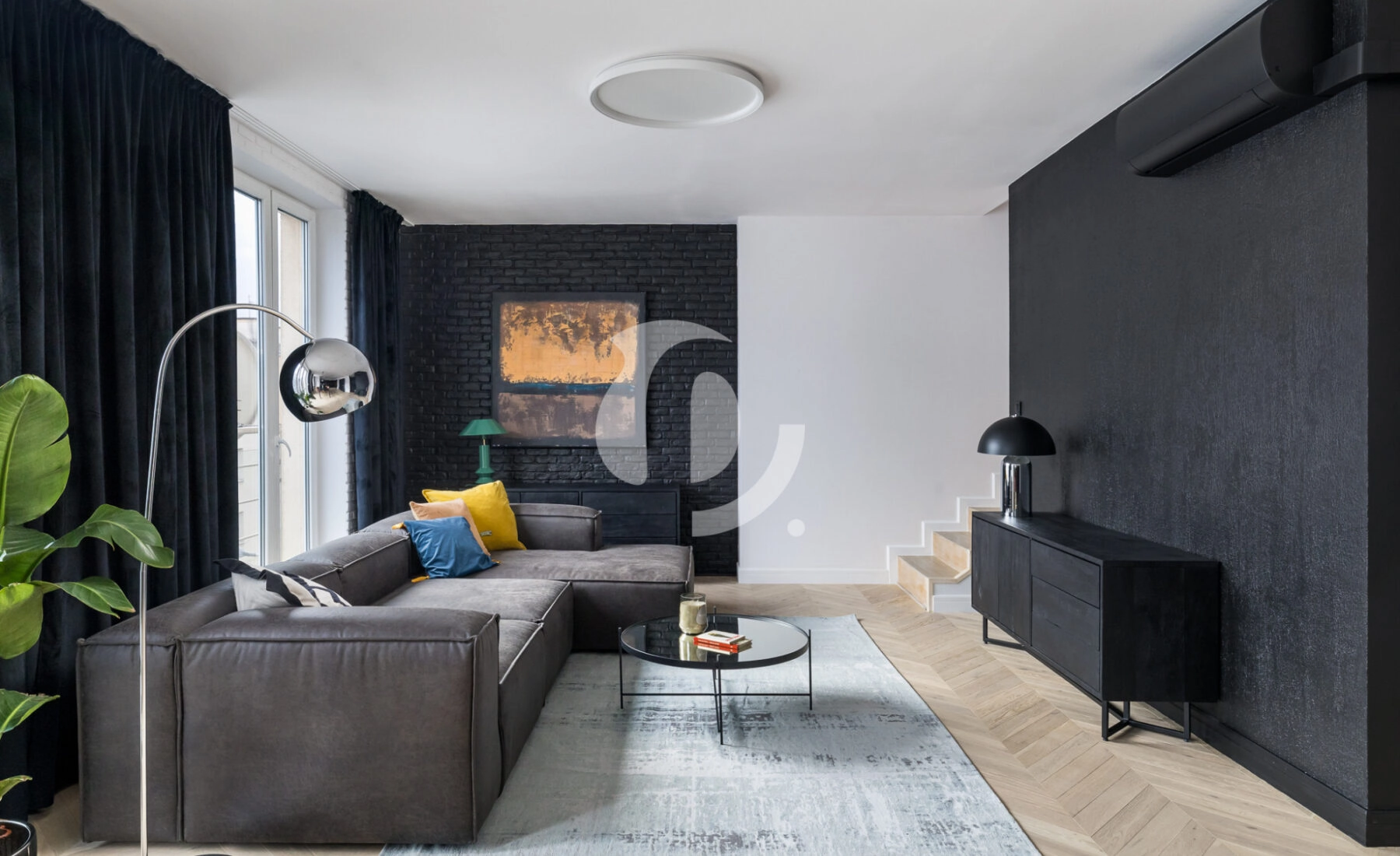 Dwupoziomowy apartament w kamienicy na Dolnej
