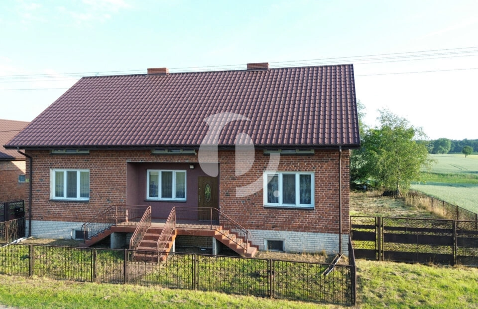 Dom 150m /Zakrzewo- gm .Babiak