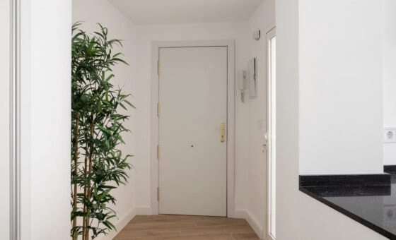 Malaga, Costa del Sol apartament 94 m2 po remoncie