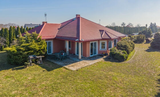 Dom z własnym stawem| 1,65 ha |20 min od Gdańska