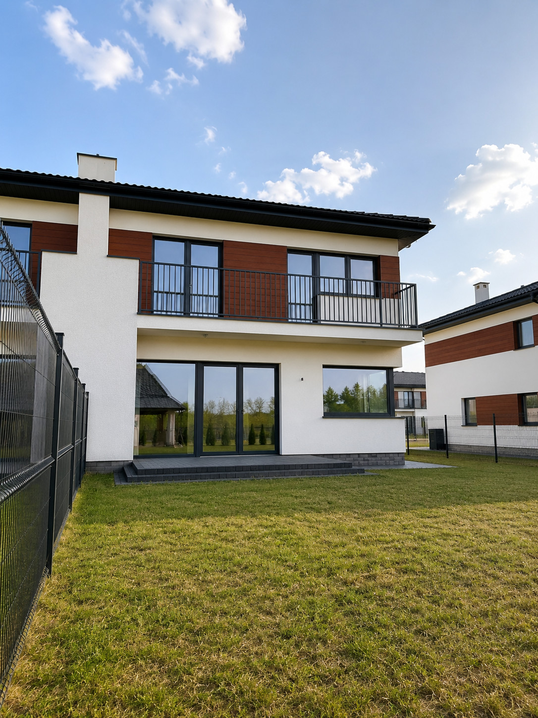 nowe domy pod Warszawą