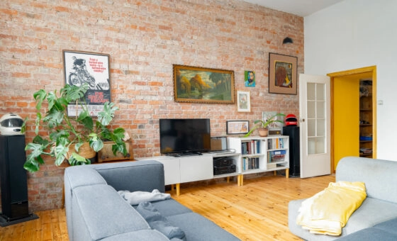 salon prawie 60m2| stara szkoła| Poznań 30 km
