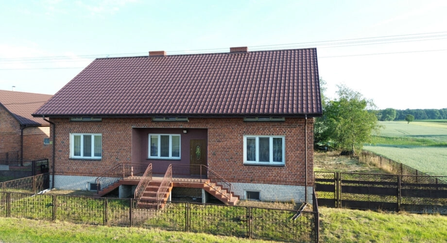 Dom 150m /Zakrzewo- gm .Babiak