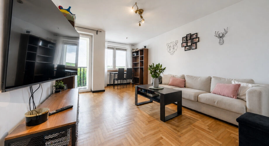 3 pokoje po remoncie | 5 min od plaży | Balkon