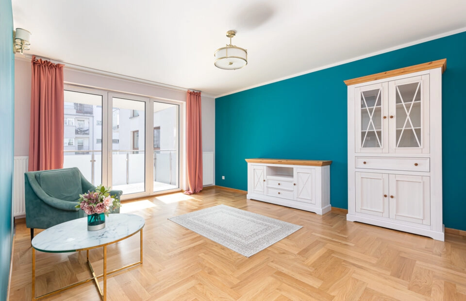 Przestronny apartament z ustawnym terasem