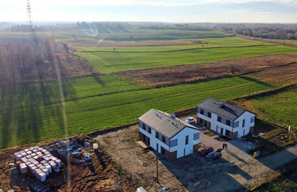 Dom z ogrodem w zabudowie bliźniaczej Gniezno