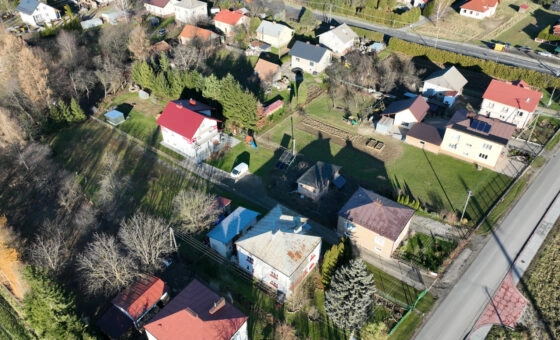 Dom z możliwością podziału na dwa mieszkania