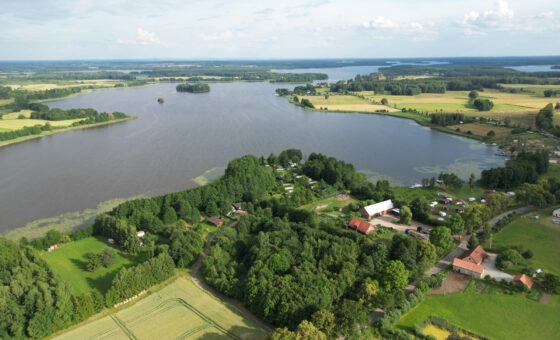 półwysep na Jezioraku pod inwestycję z domem