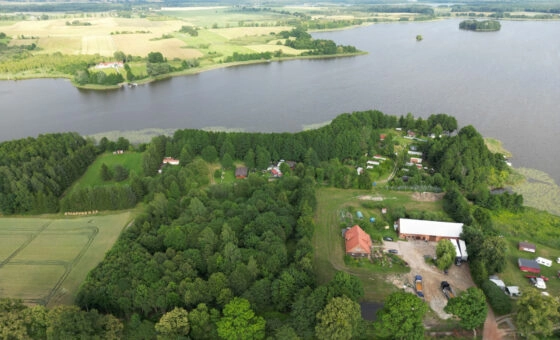 półwysep na Jezioraku pod inwestycję z domem