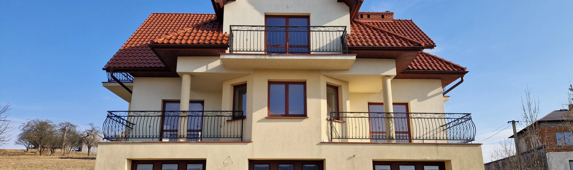 Dom wolnostojący - Willa 420m2 w Spytkowicach