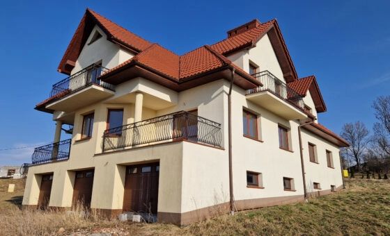 Dom wolnostojący - Willa 420m2 w Spytkowicach