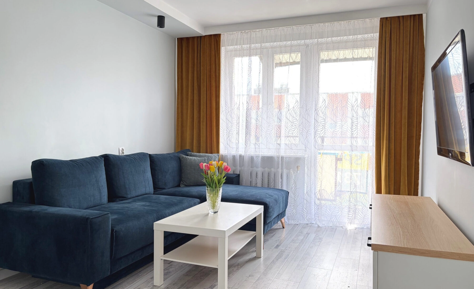 Mieszkanie po remoncie, 3 pokoje z balkonem