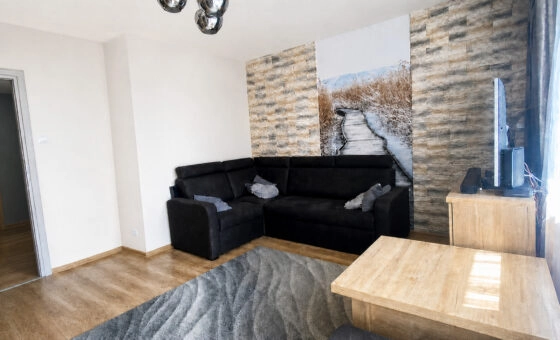 2-pokojowe mieszkanie z osobną kuchnią i balkonem