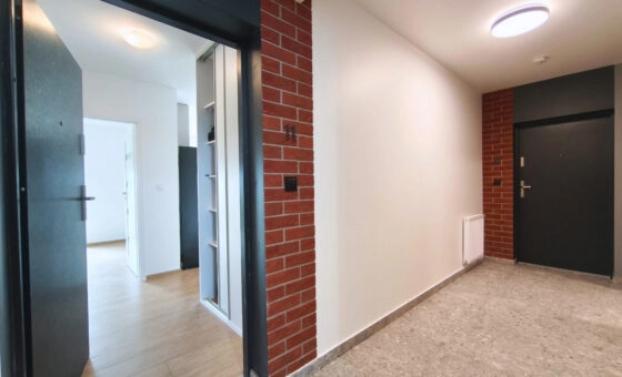 2 pokoje na wynajem | Balkon, parking, winda |